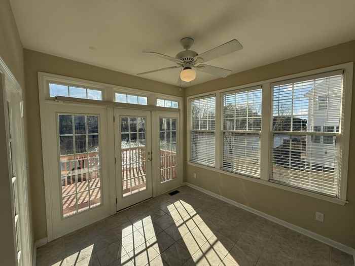 500 Nottinghill Walk - Photo 6 of 21