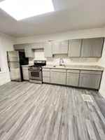 featured image of 699 N Kenwood Ave