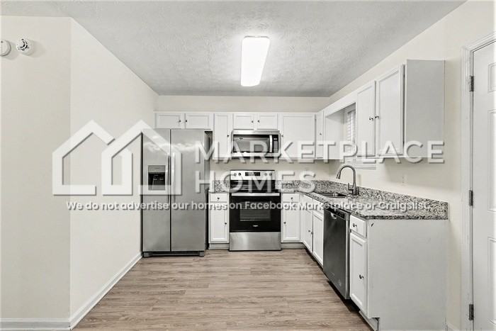 325 Crestfield Cir - Photo 6 of 23