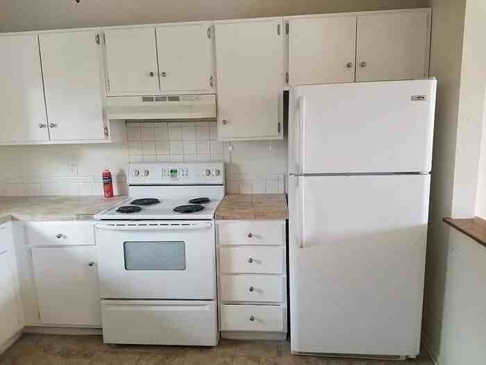 1708 E 16th St - Photo 2 of 11