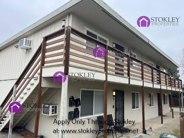 2405 Applegarth Ln #4