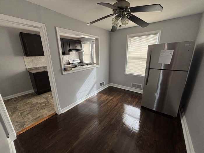 3999 Lyndale Ave - Photo 4 of 11