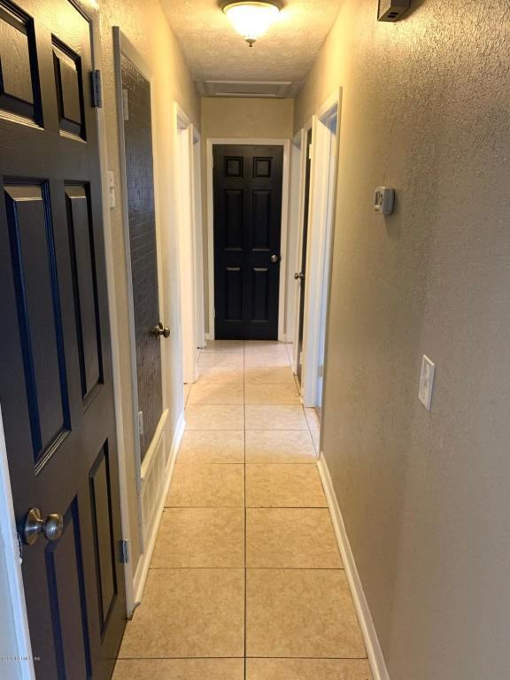 7112 Luke St - Photo 6 of 12