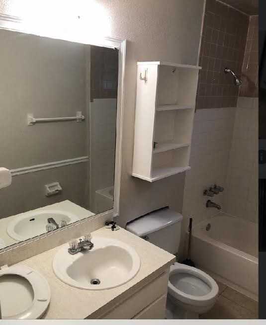 1324 Hamilton St - Photo 7 of 9