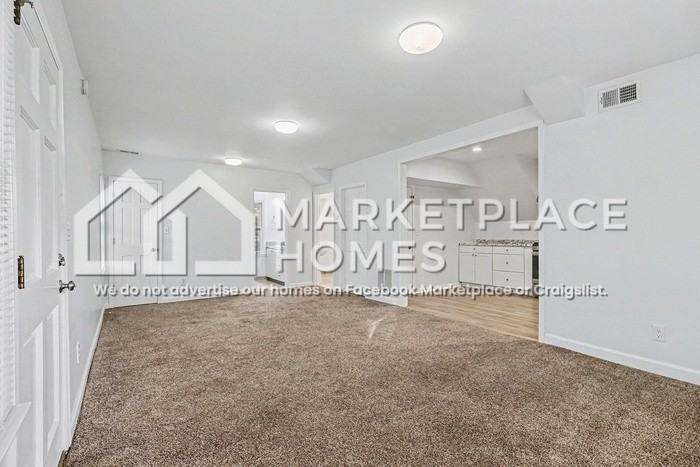 2542 Melinda Dr Ne #B - Photo 7 of 19