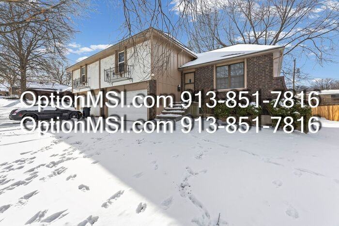 11400 Oak St - Photo 3 of 48