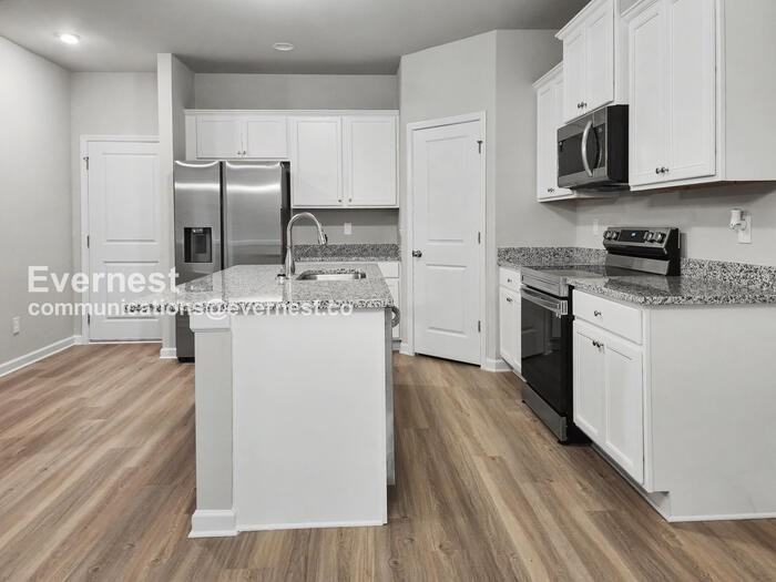 1519 Persimmon Trce - Photo 2 of 20