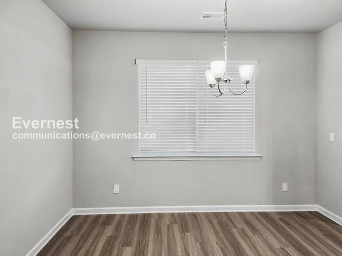 1519 Persimmon Trce - Photo 4 of 20