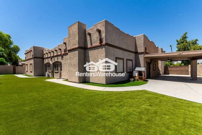 21745 N 61st Dr - Photo 2 of 28