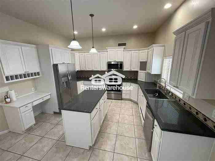 21745 N 61st Dr - Photo 7 of 28