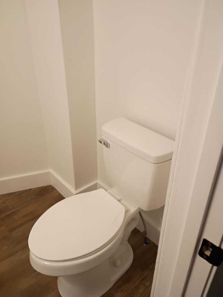 1042 E Peachtree St - Photo 3 of 20