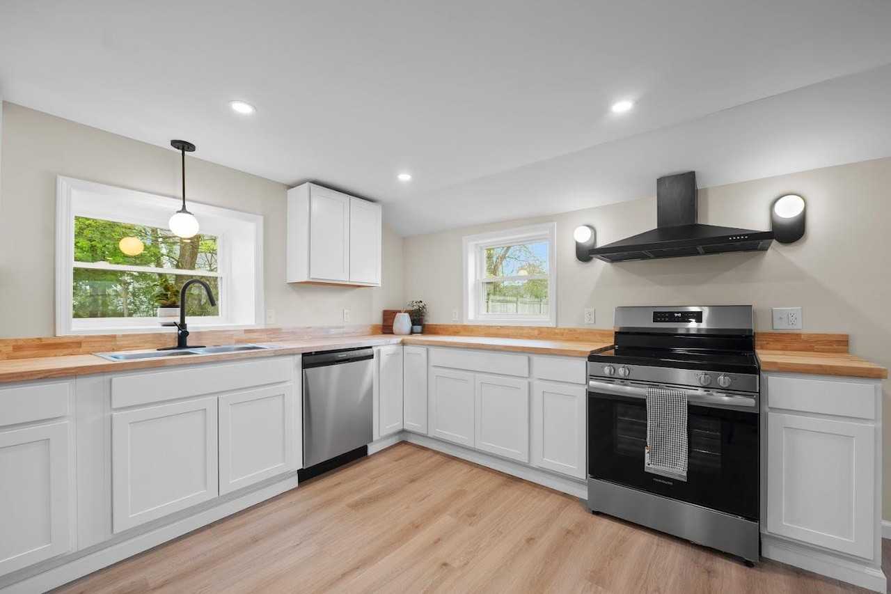 6429 Wembridge Dr - Photo 4 of 13