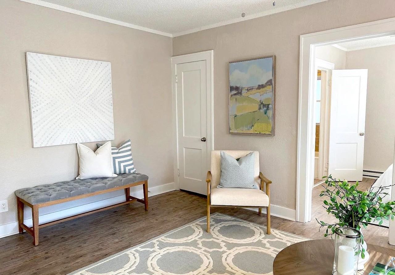 Gladstone Pointe Apartments - Photo 3 of 10