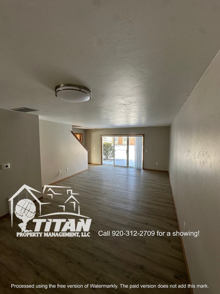 2080 Dickinson Ave #A - Photo 6 of 13