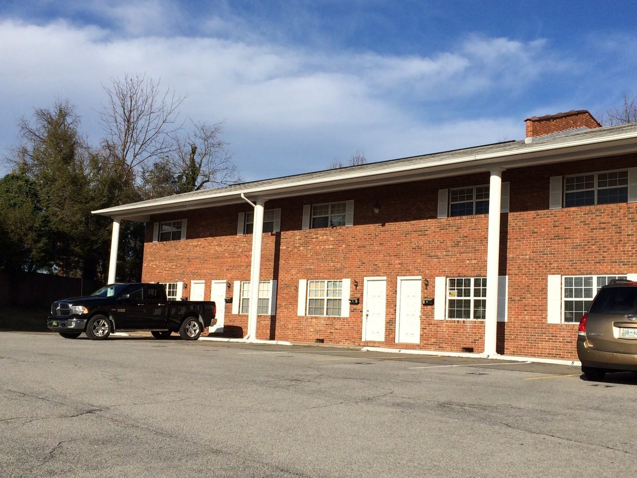 3812 Memorial Blvd #8 - Photo 6 of 6