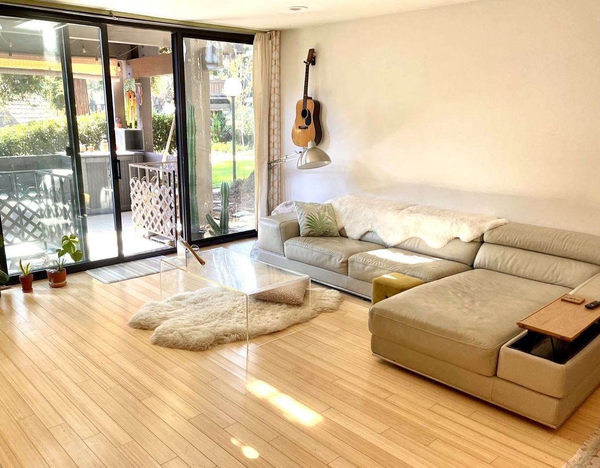 7740 Redlands St - Photo 3 of 27