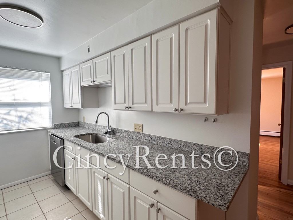 2909 Van Dyke Dr #2 - Photo 7 of 18