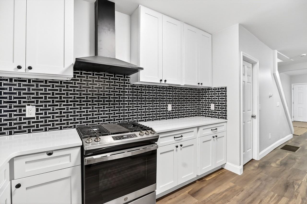 130 Liberty St #NA - Photo 3 of 19