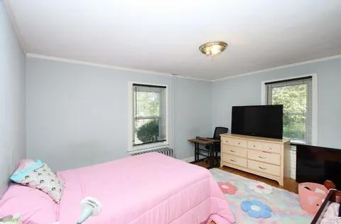 322 Deerfield Rd #1 - Photo 6 of 7