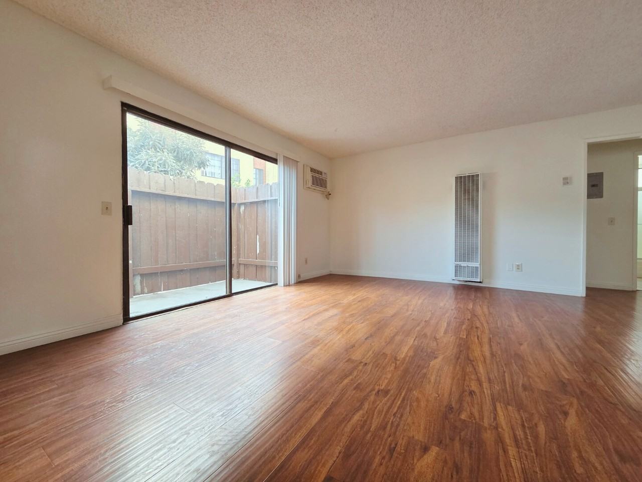 426 W Dryden St #106 - Photo 2 of 11