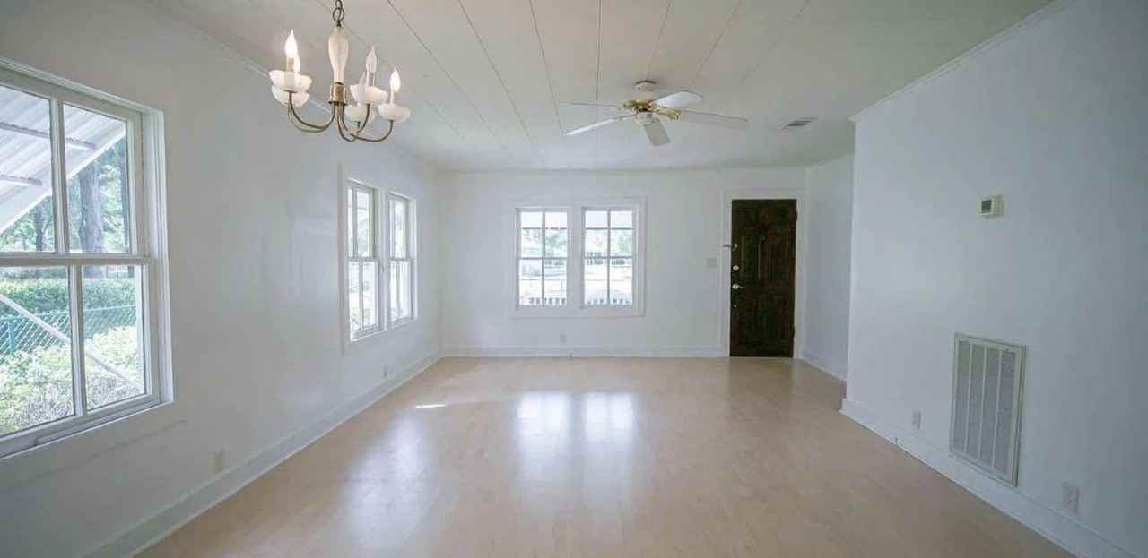 1122 Se Lanvale St #NA - Photo 3 of 6