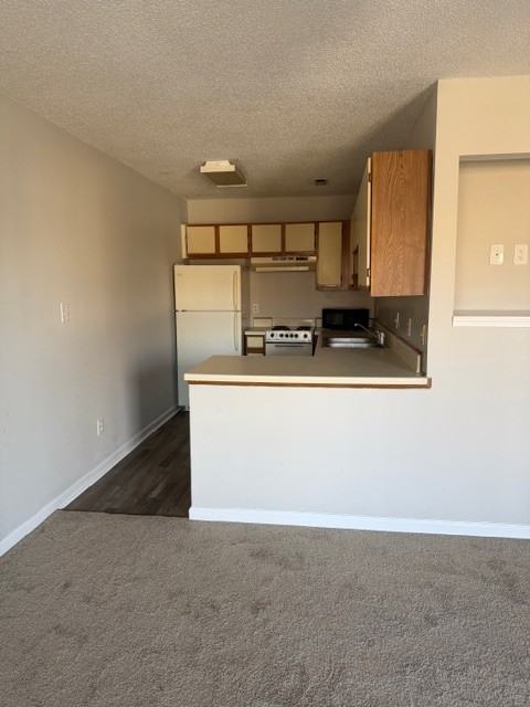 1810 Greens Blvd #2 - Photo 2 of 7