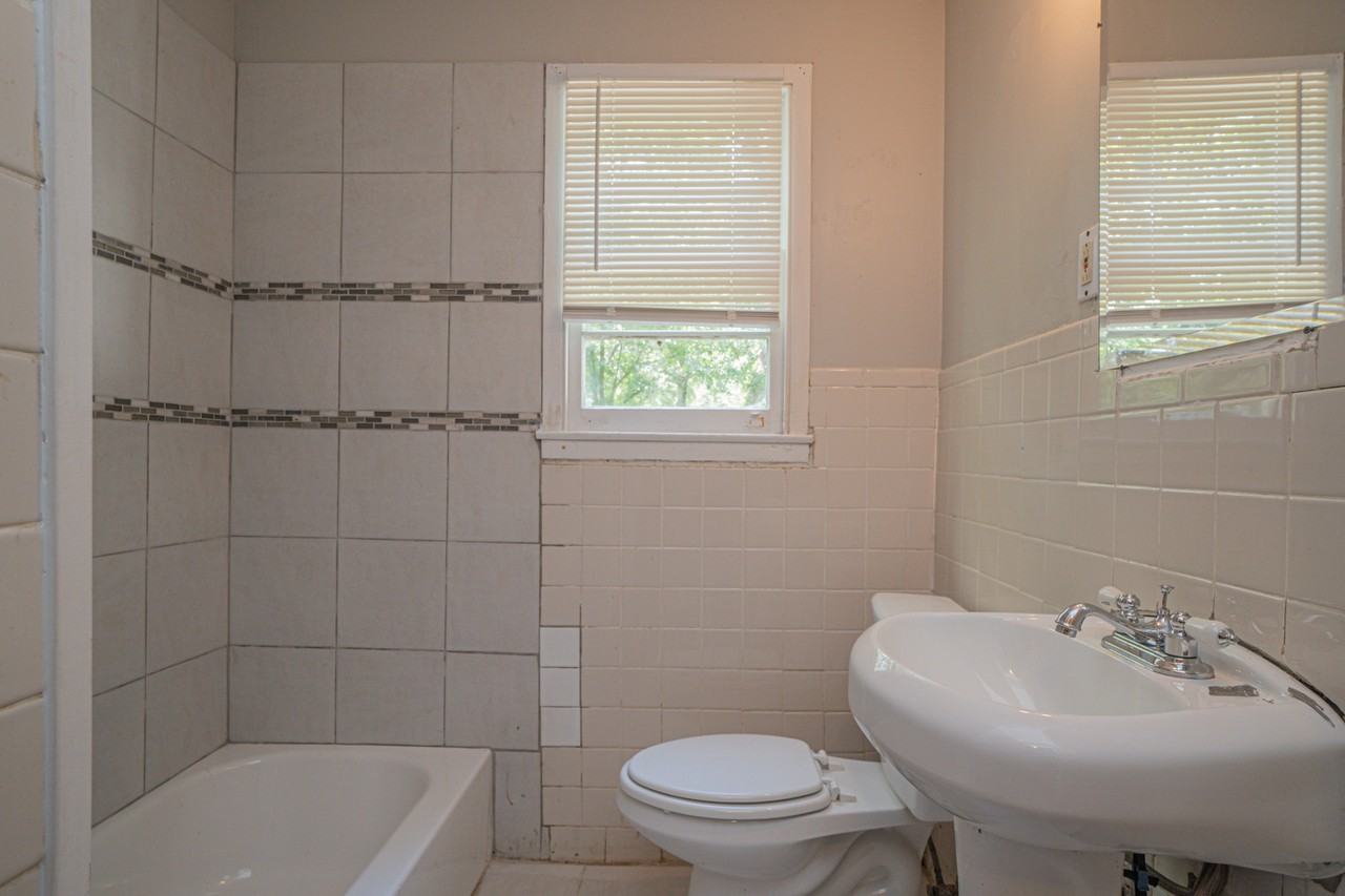 3709 Dundale Rd #NA - Photo 3 of 14