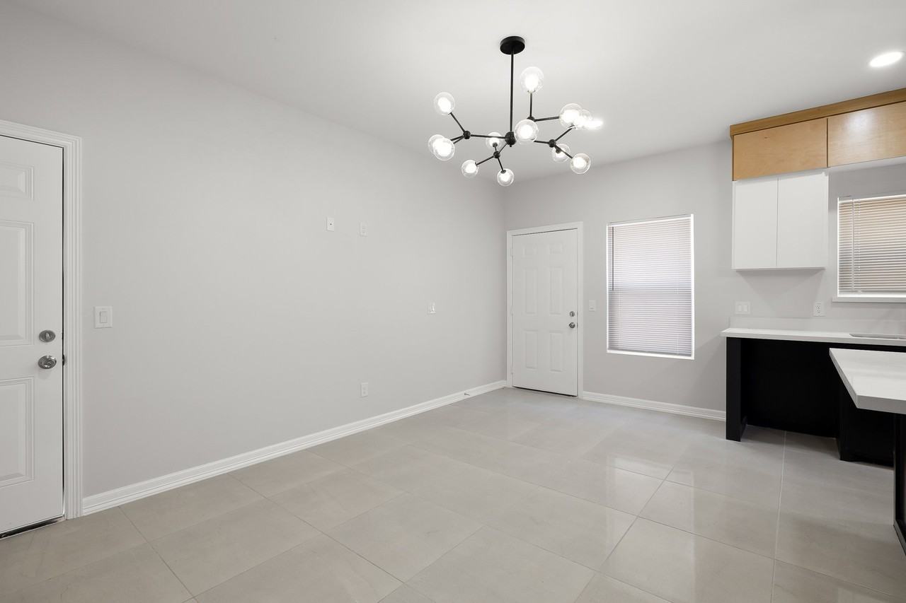 3639 N Mezcal Dr #3 - Photo 6 of 10