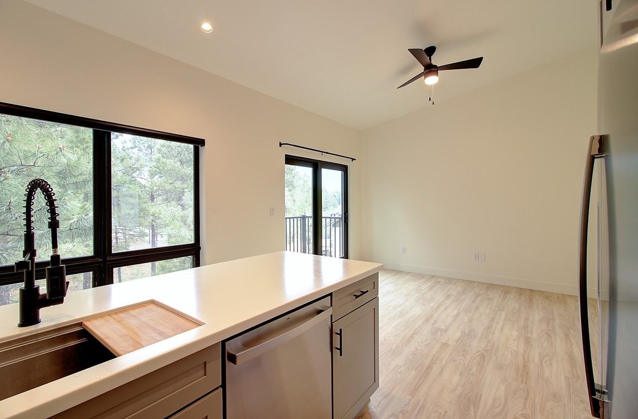 1115 E Jen Dr #203 - Photo 5 of 11