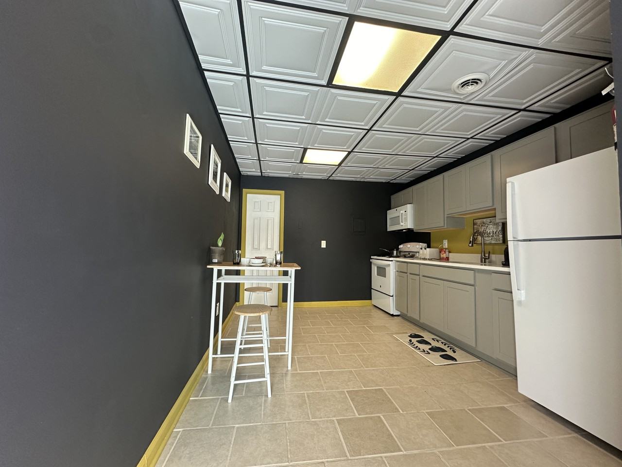 17 S Carrollton Ave #R - Photo 3 of 4