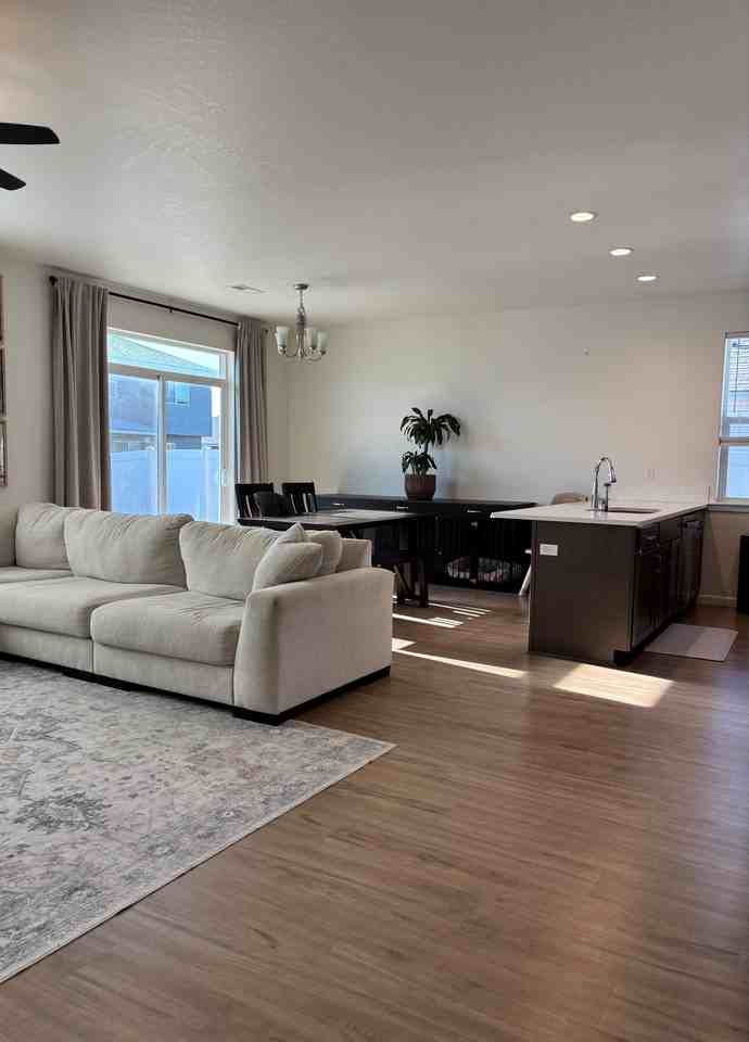 8602 Ashen Dr #NA - Photo 5 of 10