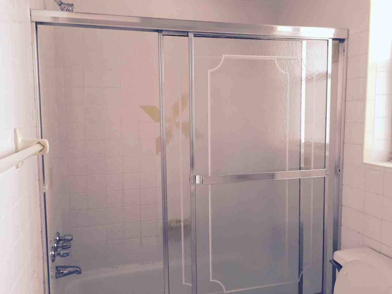 1400 Arthur St #C - Photo 5 of 9