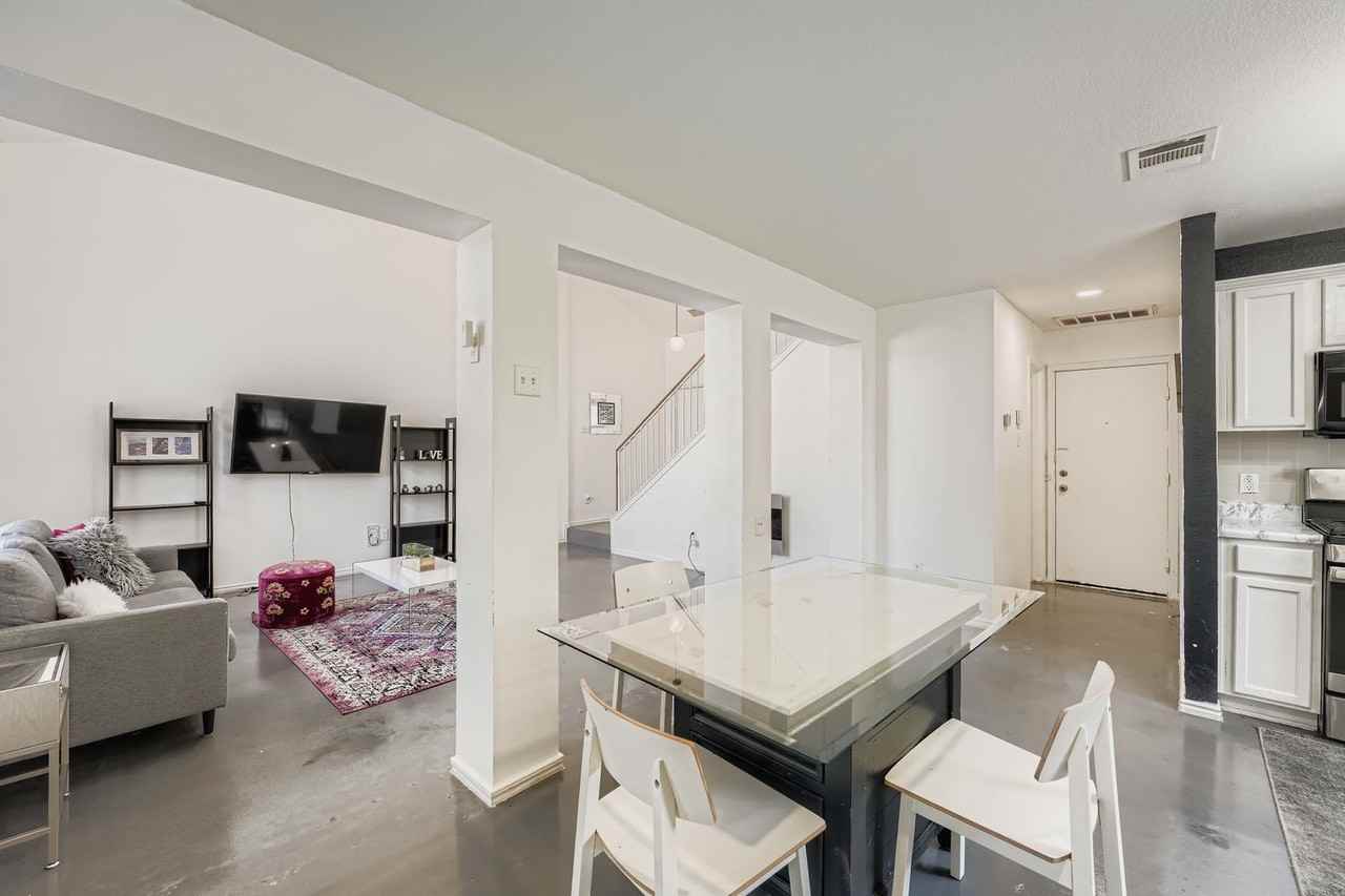 928 Sally Lunn Way #NA - Photo 7 of 11