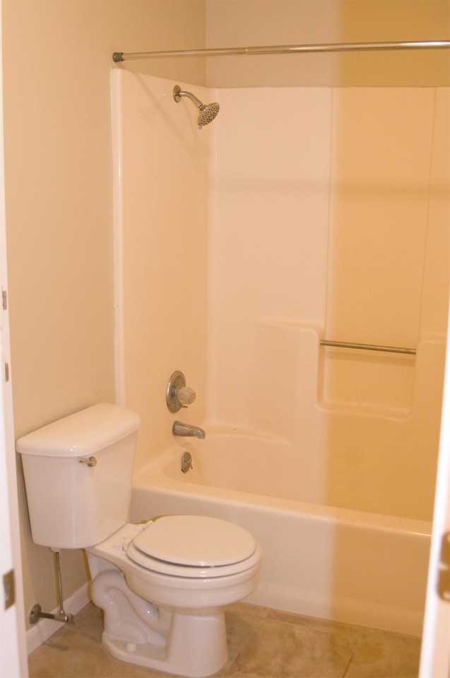 131 Willow Ln #1 - Photo 4 of 9