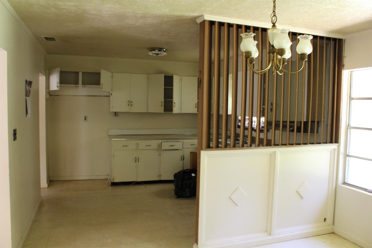 904 Riley St #1 - Photo 7 of 9