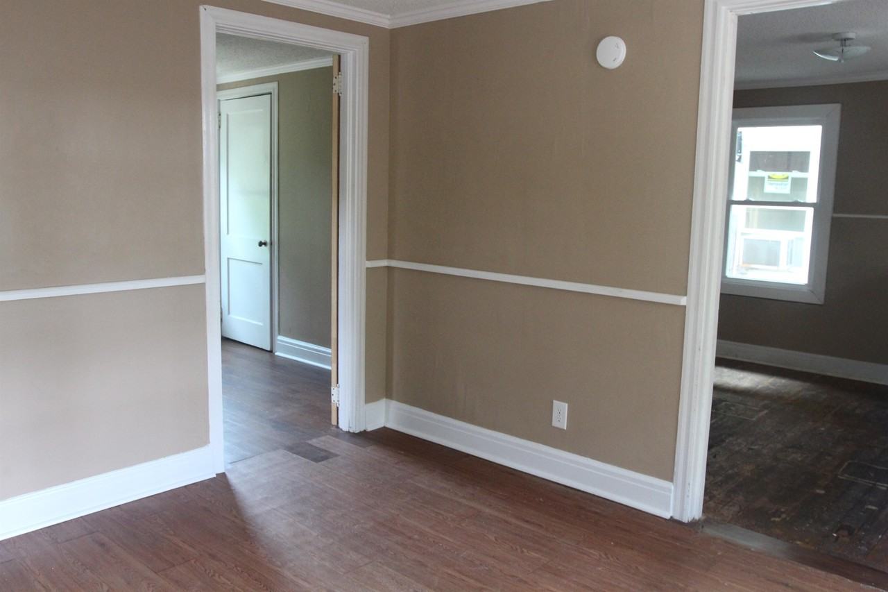 702 N Harding St - Photo 5 of 5