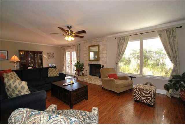 4601 Hawkhaven Ln #1 - Photo 6 of 29