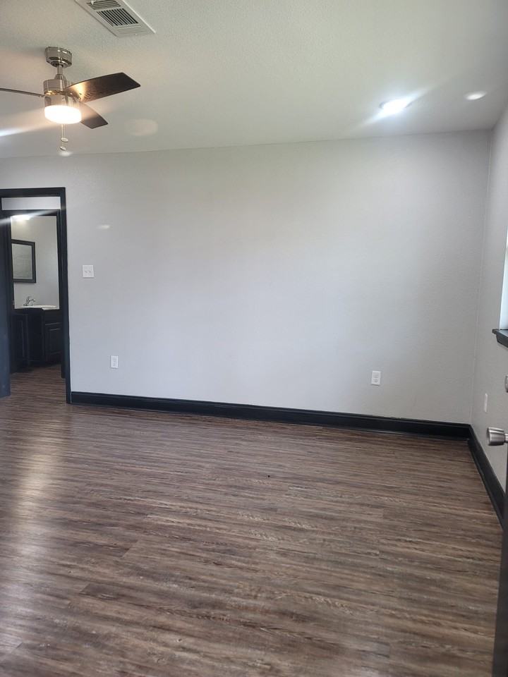 410 West Harding AvenueApt - D #410D - Photo 3 of 7