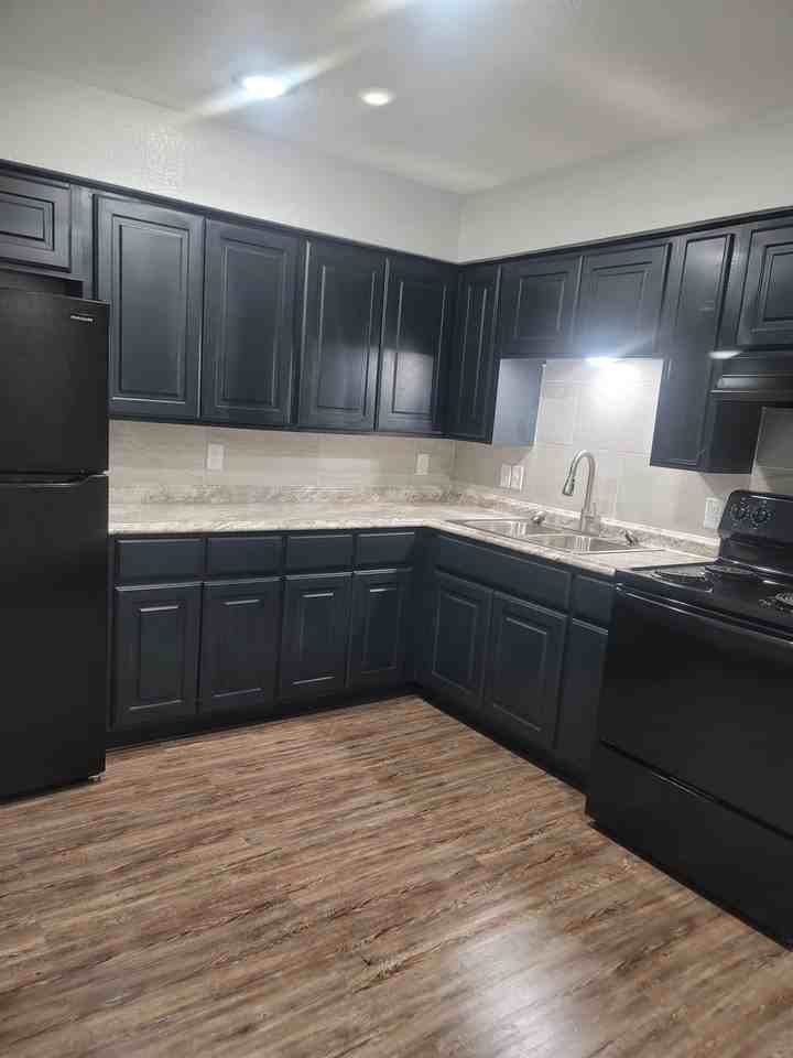 410 West Harding AvenueApt - D #410D - Photo 7 of 7