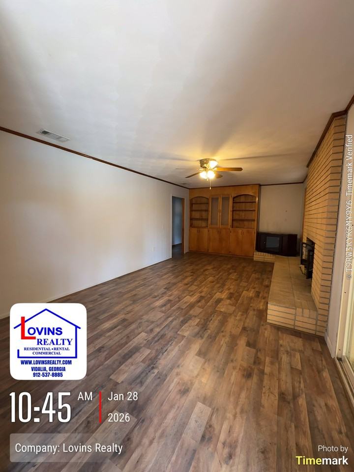 2206 Aimwell Rd #1 - Photo 4 of 10