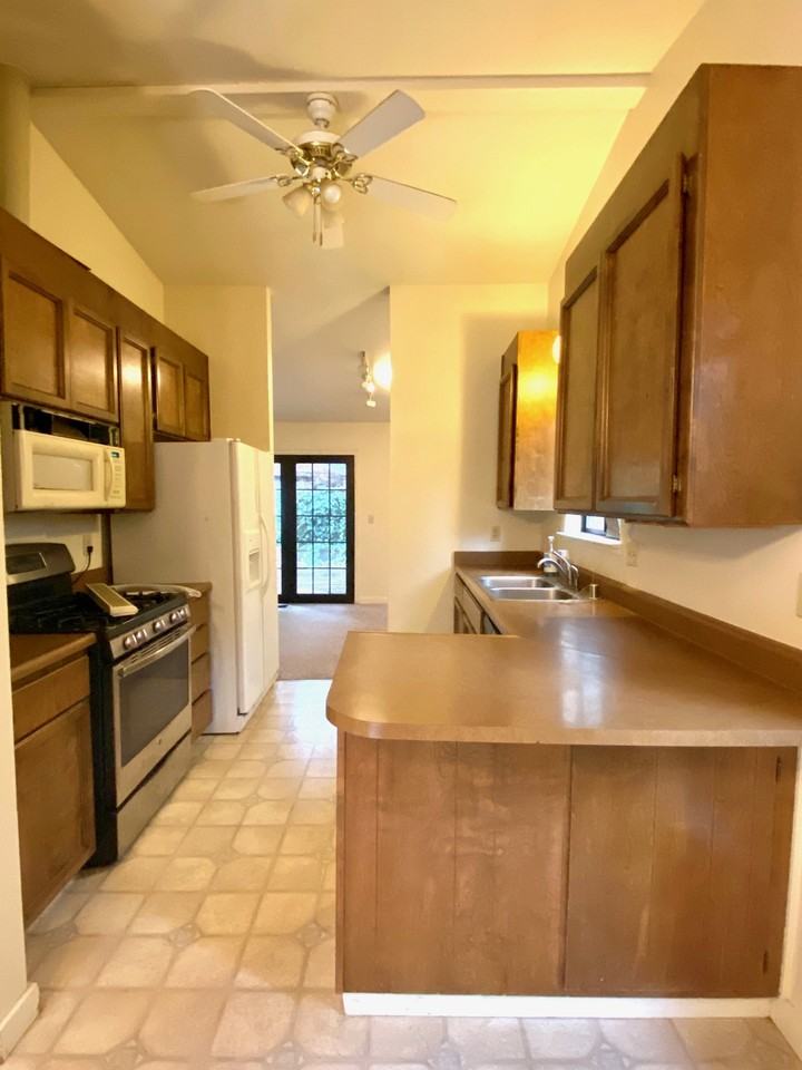 526 Penstock Dr #1 - Photo 6 of 29