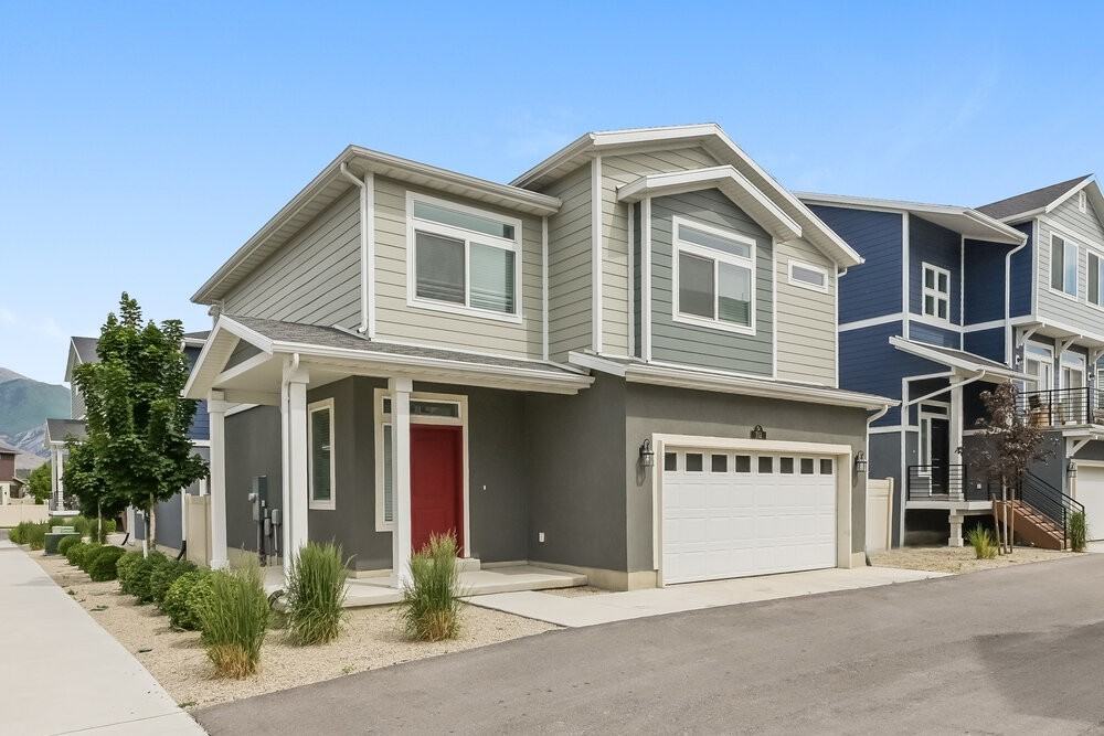 712 E St - Photo 4 of 17