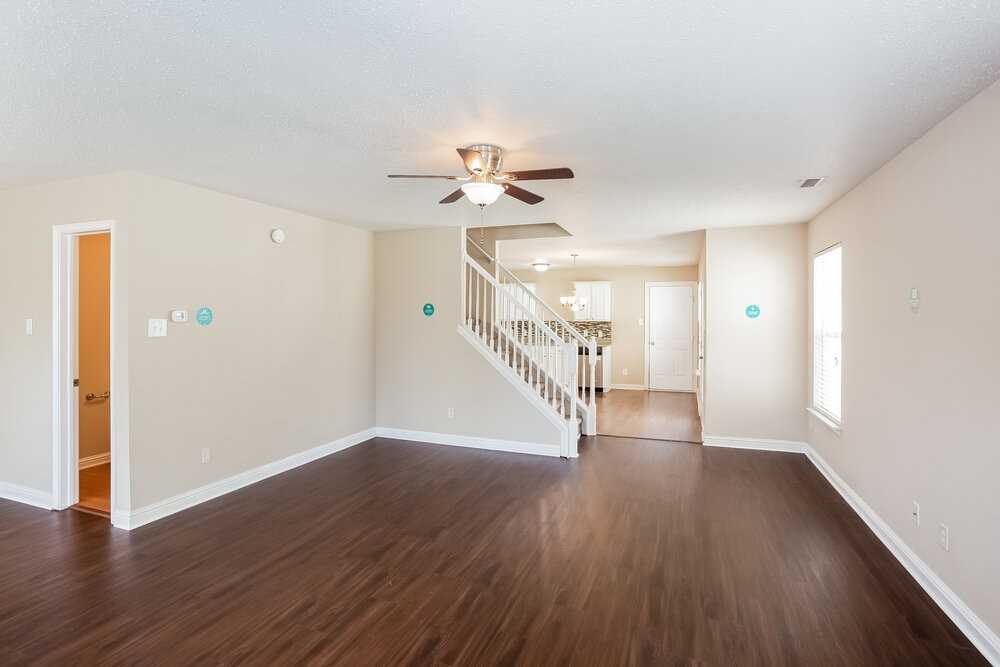 12688 Justice Xing - Photo 4 of 17