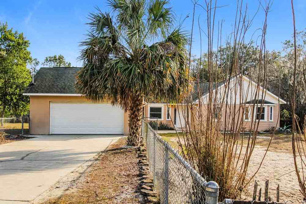 15640 Little Ranch Rd - Photo 3 of 16