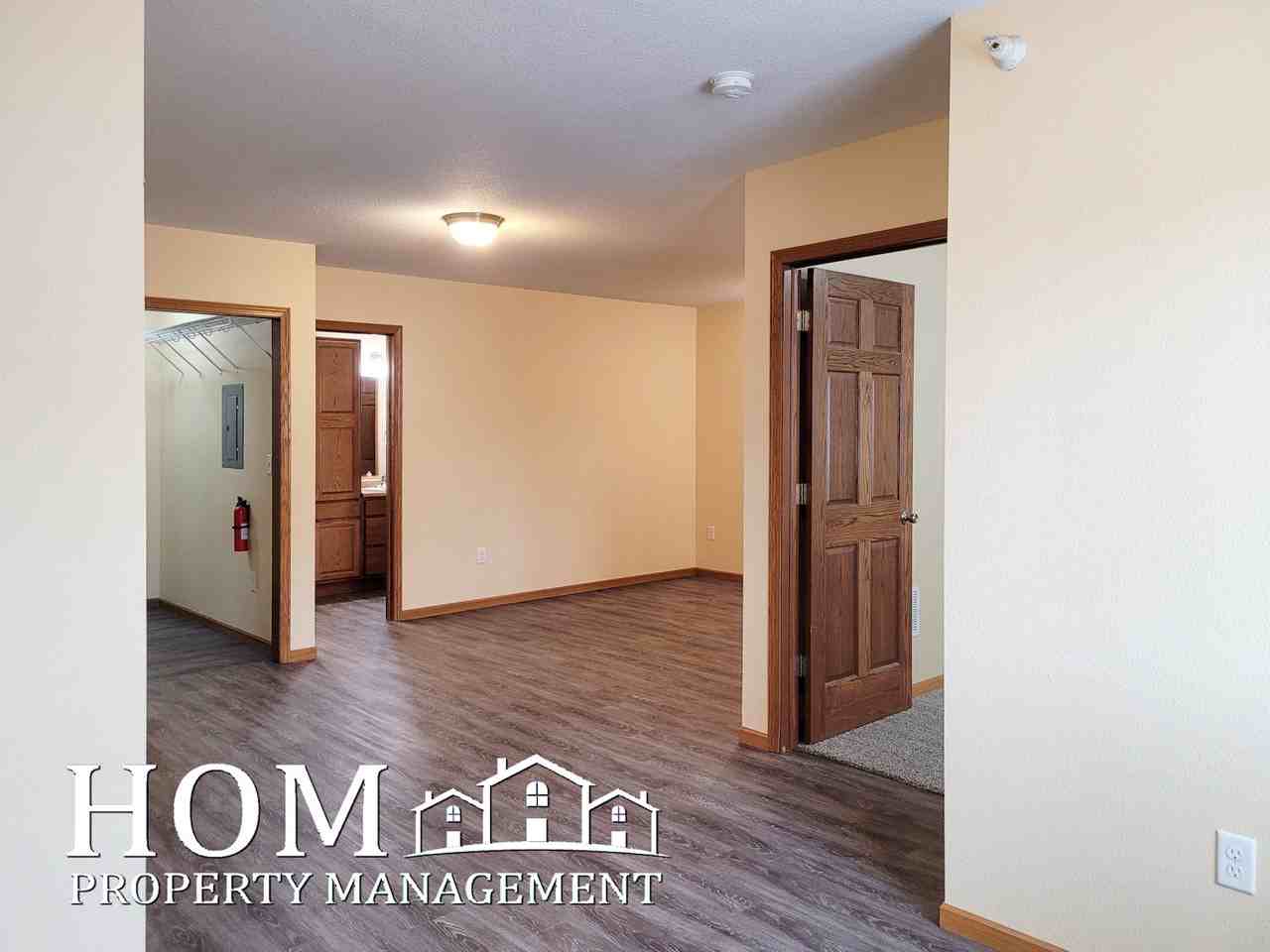 251 Bunting Ln #201 - Photo 5 of 13