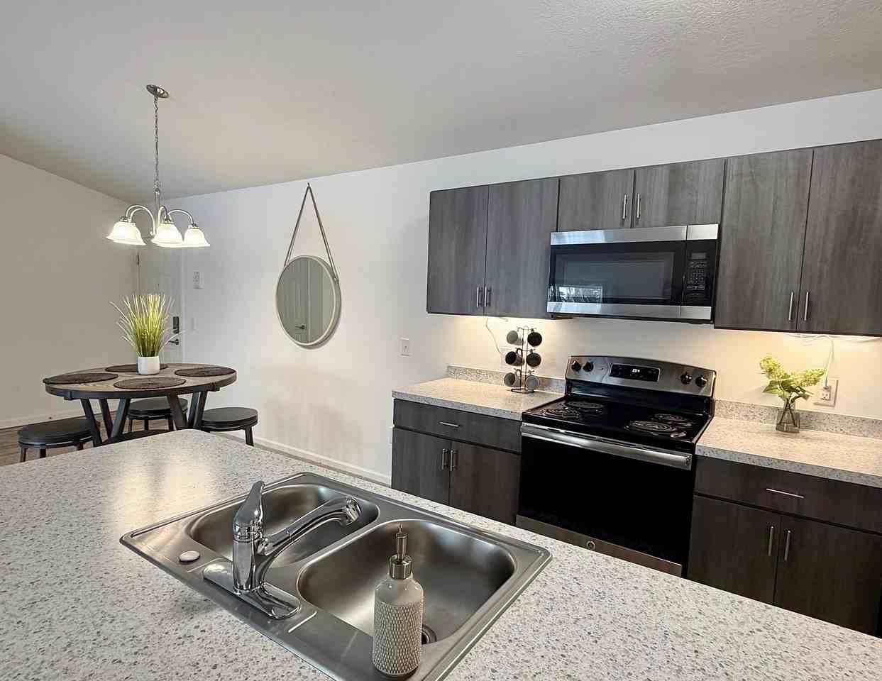 100 Gethings Cir #501-8 - Photo 7 of 19