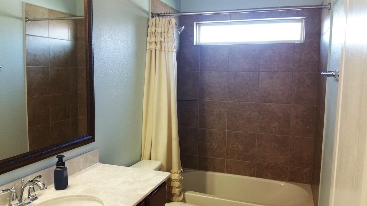 10206 Alamosa Ln #1 - Photo 3 of 20