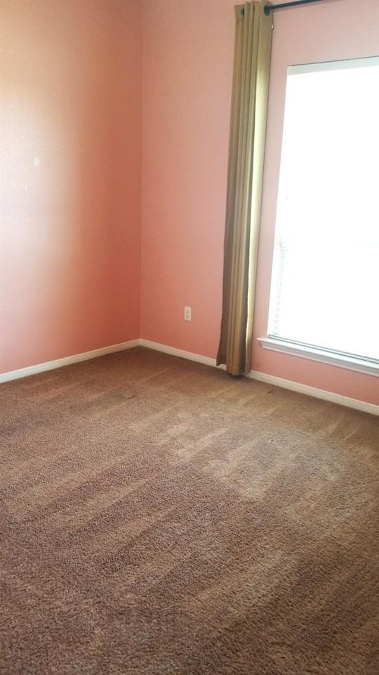 10206 Alamosa Ln #1 - Photo 4 of 20