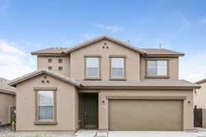 featured image of 3447 E Powell Way