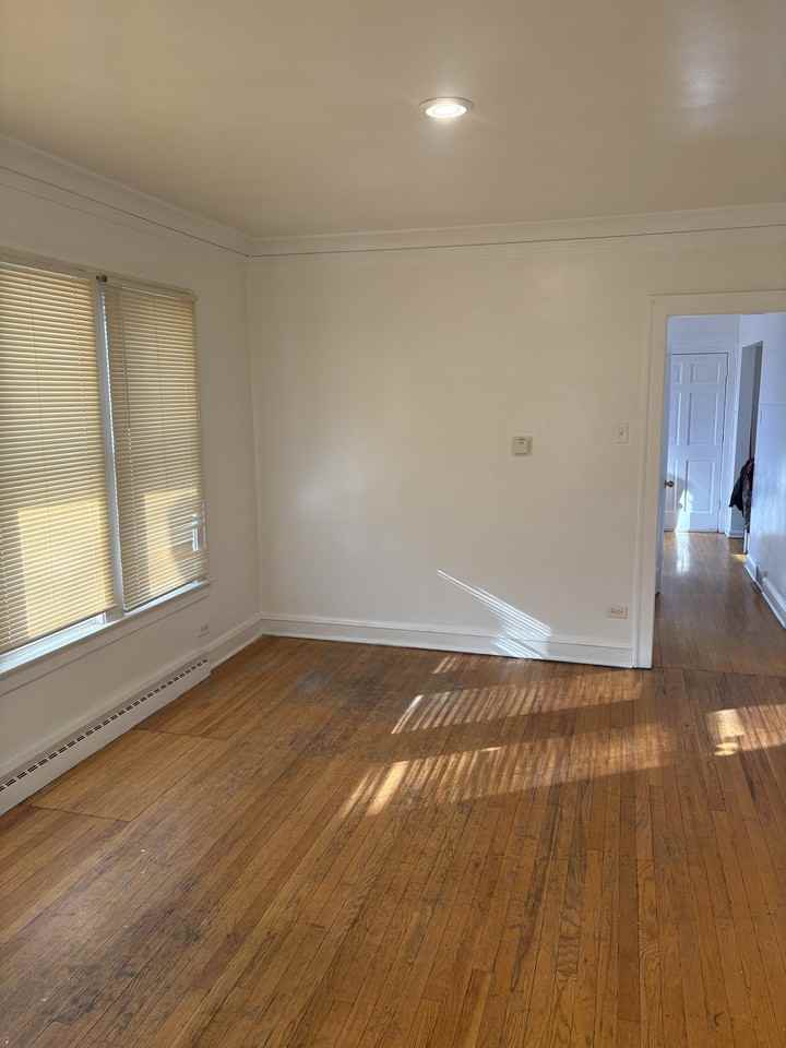 12252 S Peoria St #NA - Photo 6 of 7